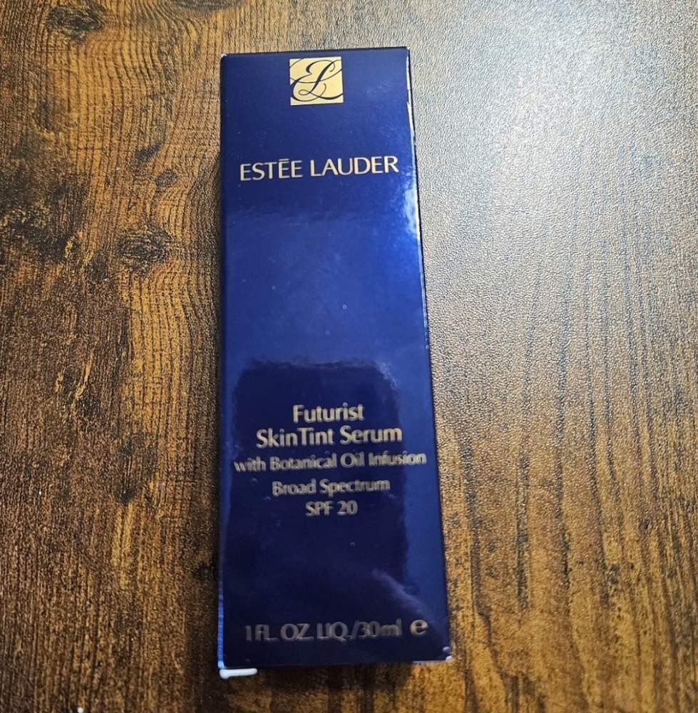Estée LauderFuturist Skin Tint Serum Foundation SPF 20 (SHADE: 1N2 ECRU) NEW